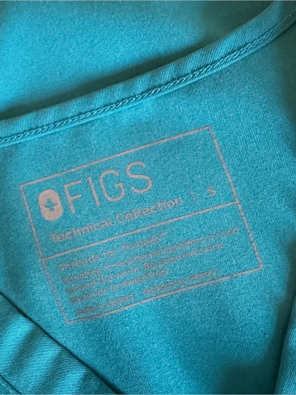 Figs Scrub Set - Picture 2 of 3